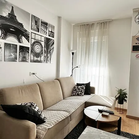Delete 5 - Zemunske Kapije Apartment *