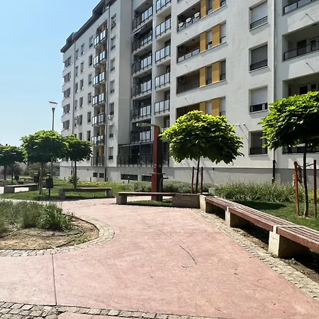 Delete 5 - Zemunske Kapije Apartment *