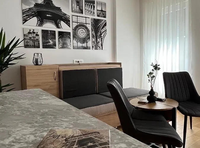 Delete 5 - Zemunske Kapije Apartman Belgrade