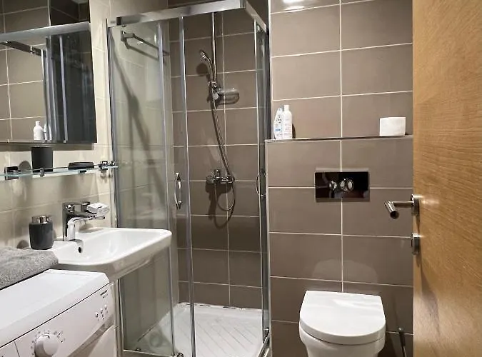 Delete 5 - Zemunske Kapije Apartman Belgrade