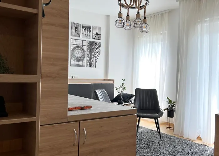 Delete 5 - Zemunske Kapije * Belgrade