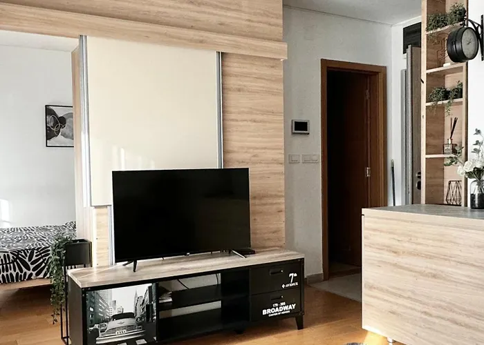 Delete 5 - Zemunske Kapije Apartman Belgrade
